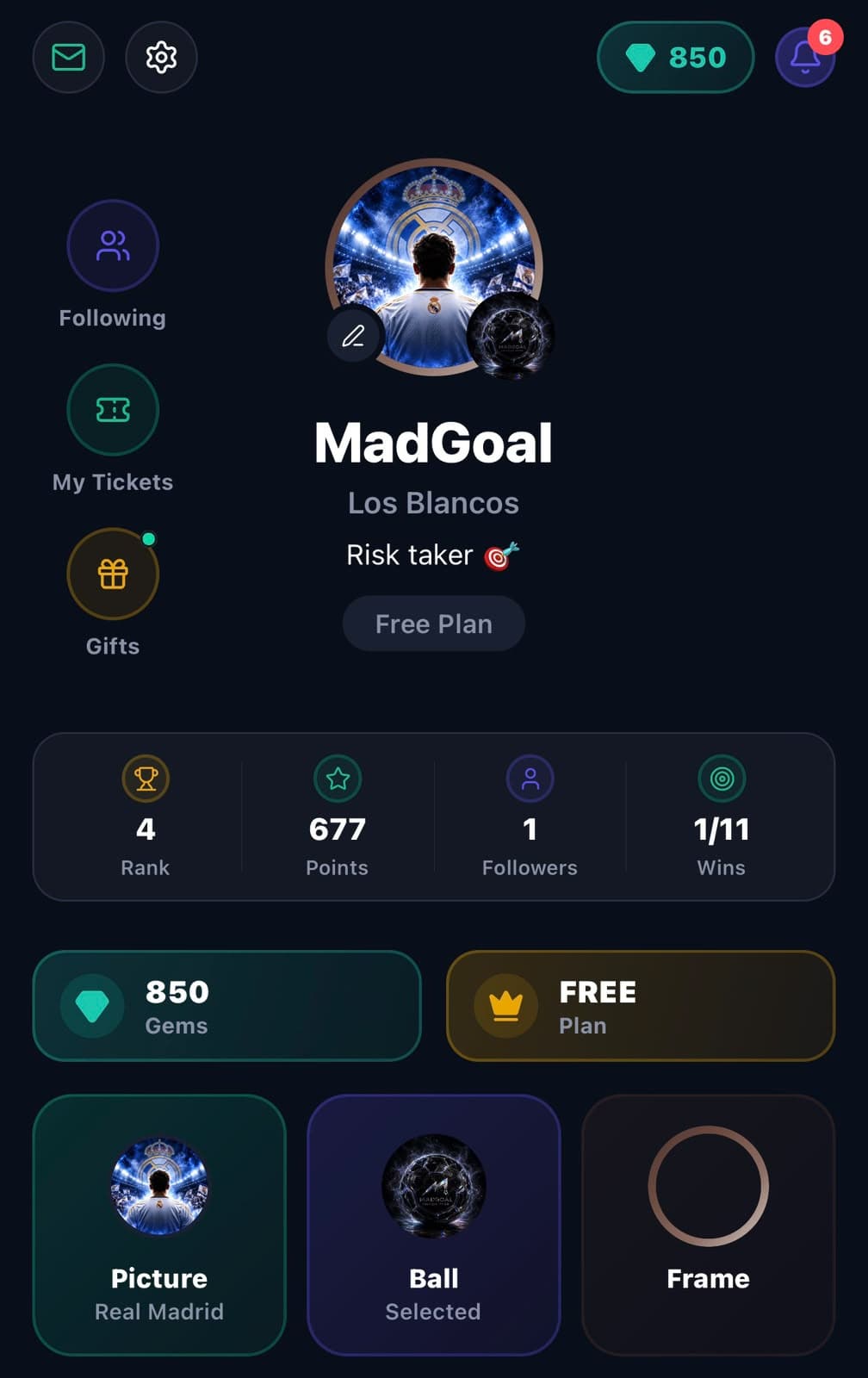 A player profile with rank, points, followers, gems and the avatar, ball and frame cards